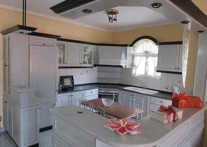 公寓 Toula 里托楚伦